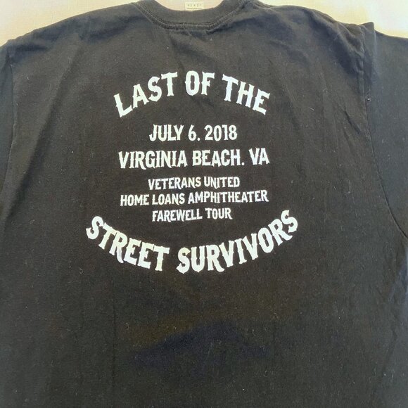 Lynyrd Skynyrd “Biker Patch” concert TShirt - Picture 4 of 4